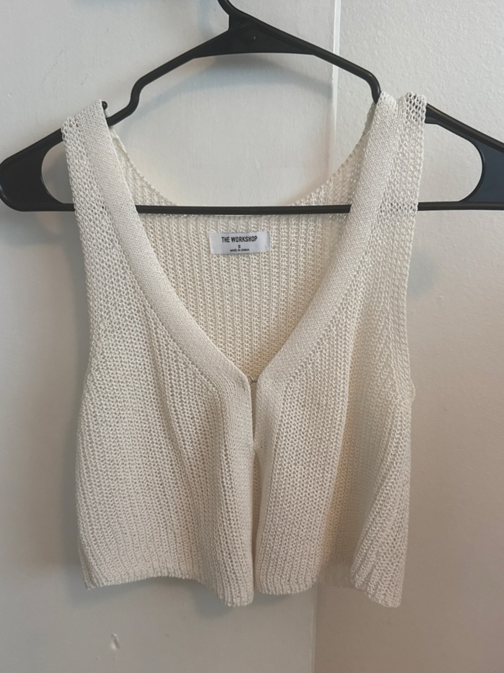 Nordstrom Rack Mesh vest cream size small